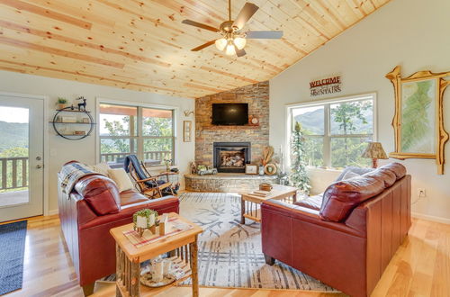 Photo 21 - North Carolina Cabin - Pool Table & Mountain Views