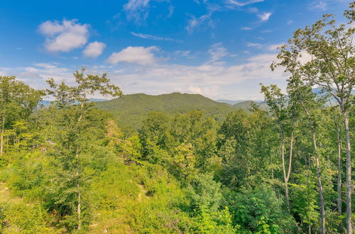 Photo 5 - North Carolina Cabin - Pool Table & Mountain Views