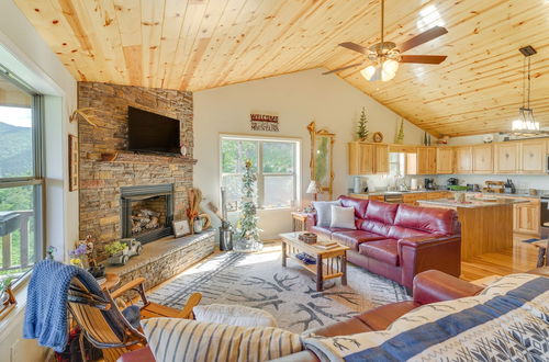 Photo 18 - North Carolina Cabin - Pool Table & Mountain Views