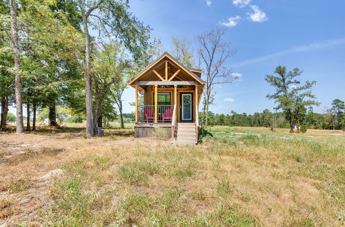 Photo 3 - Tiny Vacation Rental Home ~ 12 Mi to Lake Fork