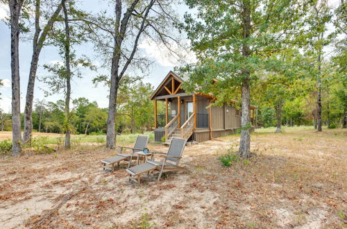 Photo 2 - Tiny Vacation Rental Home ~ 12 Mi to Lake Fork