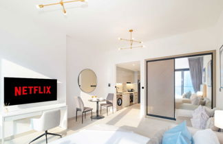 Photo 3 - LUX The Modern Binghatti Canal Suite