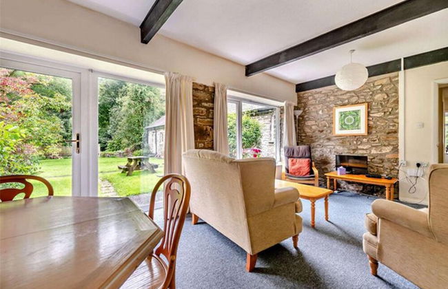 Charming 3-bed Cottage in Llandysul - Foto 6