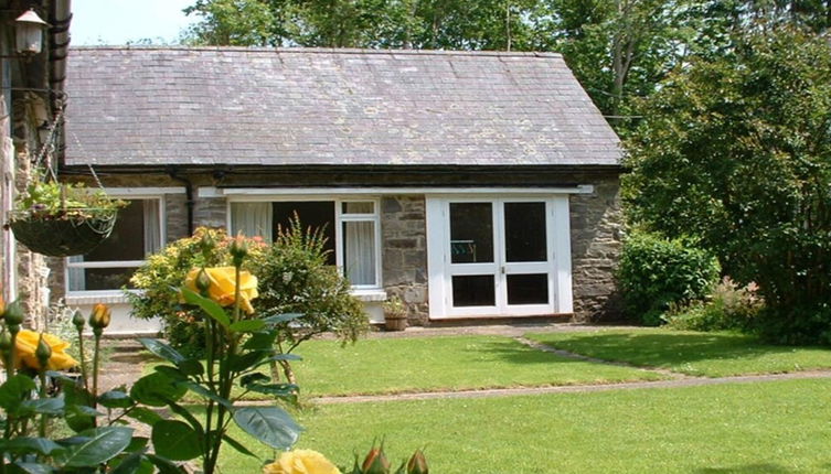 Photo 1 - Charming 3-bed Cottage in Llandysul