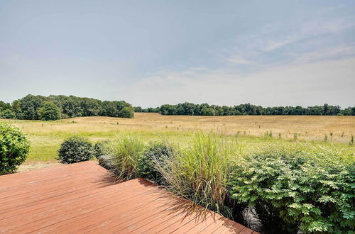 Photo 14 - Pet-friendly Vienna Cabin w/ Screened-in Porch