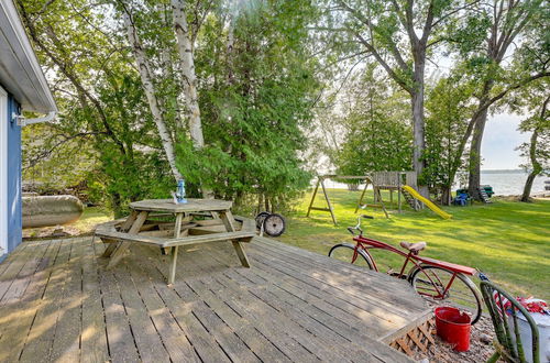 Photo 8 - Saint Helen Lake House w/ Private Beach & Fire Pit