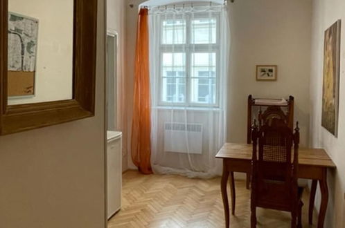 Photo 10 - Cool Historical 1 Bedroom Apartment in Mala Strana