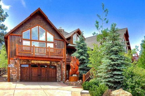 Photo 28 - Mighty Bear Manor by Avantstay Elevated Cabin w/ Pine Tree Views, Hot Tub & Pool Table