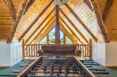 Photo 18 - Mighty Bear Manor by Avantstay Elevated Cabin w/ Pine Tree Views, Hot Tub & Pool Table