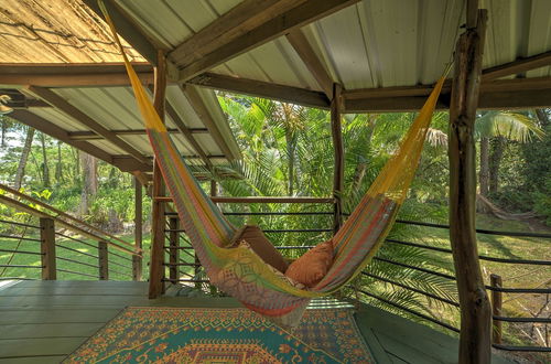 Foto 2 - Tropical Cabana w/ Deck, Hot Tub & Lush Scenery