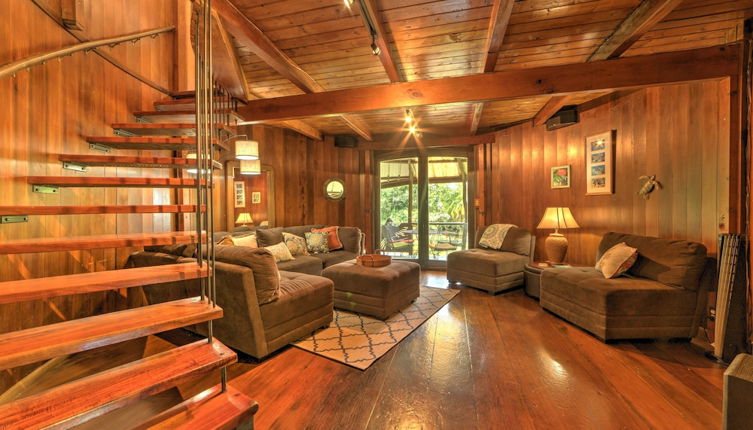 Foto 1 - Tropical Cabana w/ Deck, Hot Tub & Lush Scenery