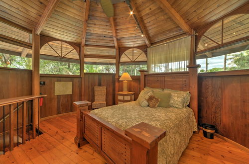 Foto 22 - Tropical Cabana w/ Deck, Hot Tub & Lush Scenery