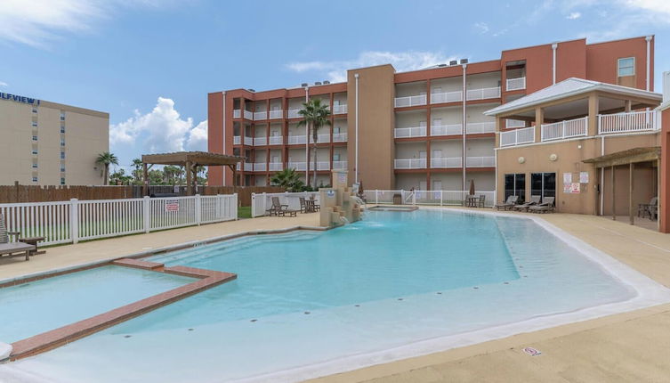 Photo 1 - Casual Condo Near Beach w/ Pools, hot tub & Grill