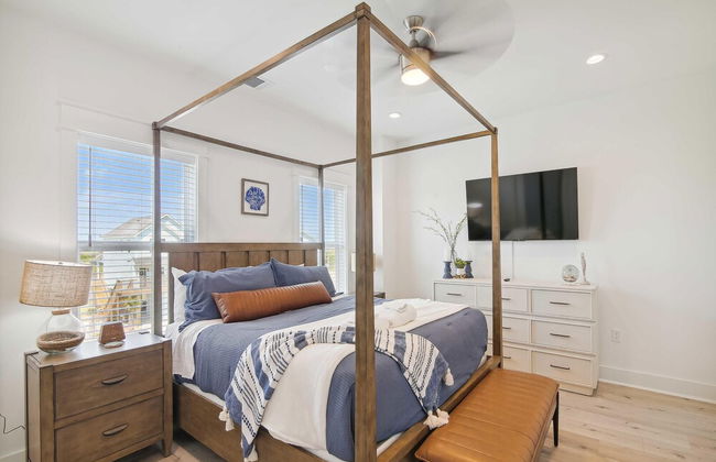 Captain's Quarters - Photo 4