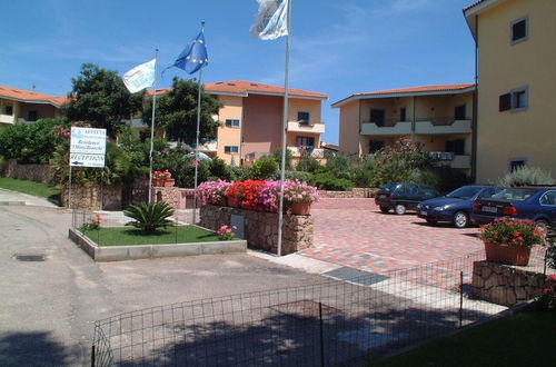 Foto 43 - Quaint Residence I Mirti Bianchi 2 Bedroom Apartment Sleeps 6 No0497