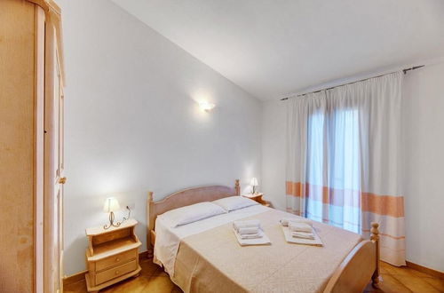 Foto 12 - The Fantastic Residenza Badus 2-bedroom Apartment Sleeps 6child With Sea View