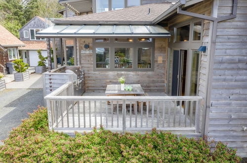 Photo 36 - The Castle Rock Estate by Avantstay Steps From Arch Cape Beach w/ Hot Tub & Sauna