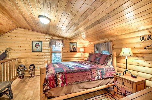 Photo 24 - Smoky Mountain Rustic Log Cabin w/ Furnished Patio