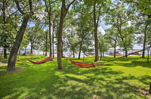 Foto 7 - Charming Lake Fork Cottage w/ Screened-in Porch