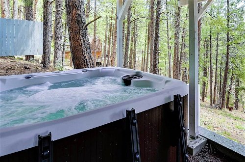 Photo 37 - Luxury Forested Flagstaff Oasis With Hot Tub