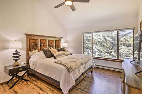 Photo 7 - Modern Mountain-view Townhome ~4 Mi to Slopes