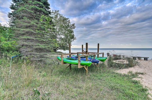 Foto 20 - Lakefront Forestville Paradise w/ Private Beach