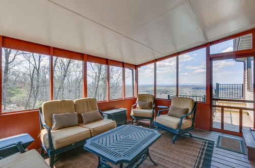 Photo 36 - Front Royal Hilltop Cabin w/ Panoramic Views