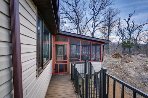 Photo 26 - Front Royal Hilltop Cabin w/ Panoramic Views