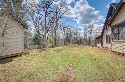 Photo 27 - Front Royal Hilltop Cabin w/ Panoramic Views