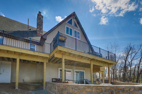 Photo 37 - Front Royal Hilltop Cabin w/ Panoramic Views