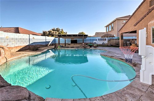 Photo 21 - Maricopa Home w/ Swim-up Bar, Heated Pool & Slide