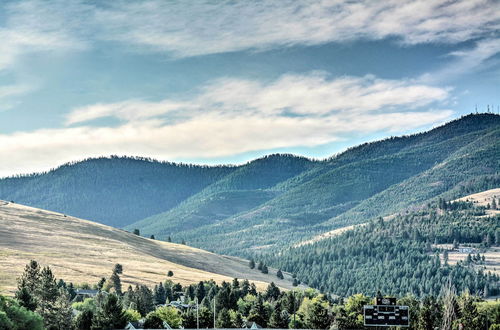 Photo 24 - Cozy Montana Retreat w/ Fire Pit & Mountain Views