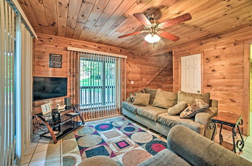 Photo 29 - Group-friendly Cabin on Kentucky Lake