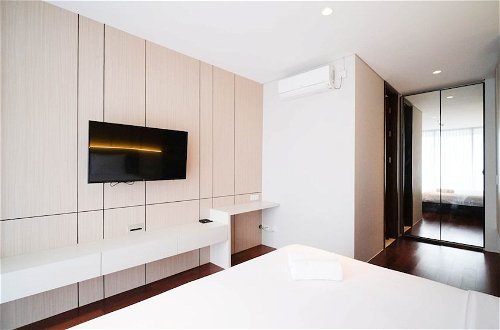Photo 11 - Chic And Spacey 3Br At The Rosebay Apartment