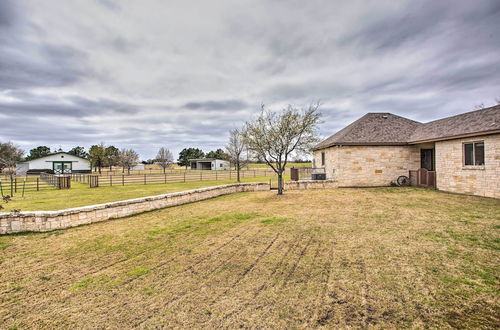 Photo 22 - Luxe Home With Patio < 3 Mi to Texas Tulips