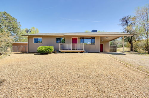 Photo 8 - Prescott Vacation Rental w/ Putting Green & Grill