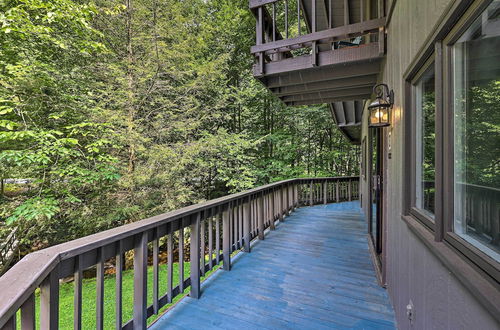 Foto 1 - Roan Mountain Creekside Cabin: Hike & Fish