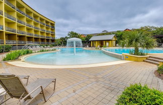 Photo 3 - Cozy Miramar Beach Condo w/ Pools & Beach Access