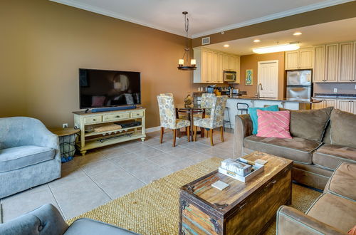 Photo 15 - Cozy Miramar Beach Condo w/ Pools & Beach Access