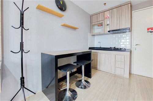 Photo 7 - Warm And Simply Look Studio Room Apartment Urban Heights Residences