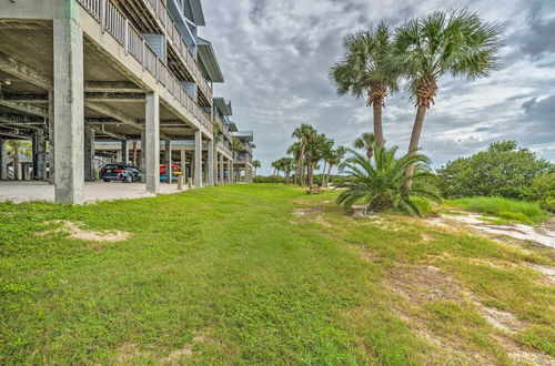 Photo 24 - Charming Cedar Key Condo: Direct Beach Access