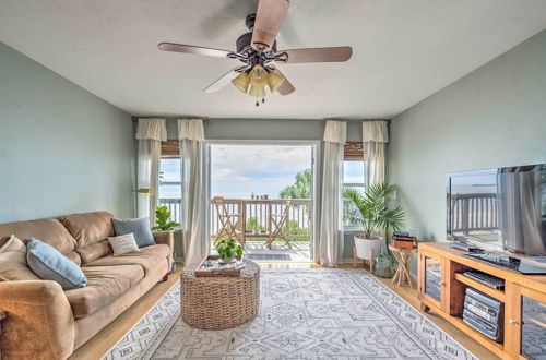 Photo 8 - Charming Cedar Key Condo: Direct Beach Access