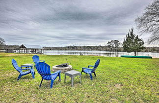 Photo 1 - Lakefront House w/ Boat Dock on Lake Conroe