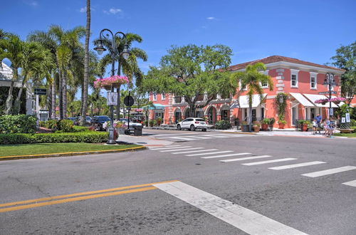 Photo 8 - Naples Condo W/pool - Walk to Dining & Beach