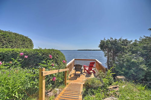 Foto 2 - Plattsburgh Home w/ Deck on Lake Champlain