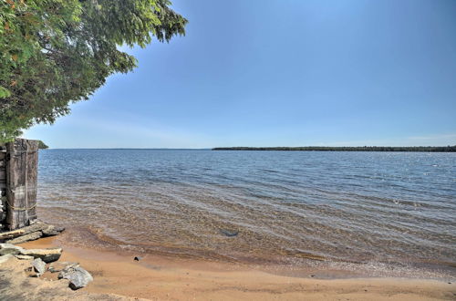 Foto 5 - Plattsburgh Home w/ Deck on Lake Champlain