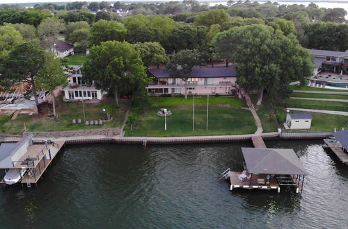 Photo 6 - Malakoff Lakefront Home: Golf Course On-site