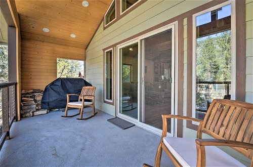 Photo 10 - Cozy Pine Mountain Club Cabin w/ Large Deck