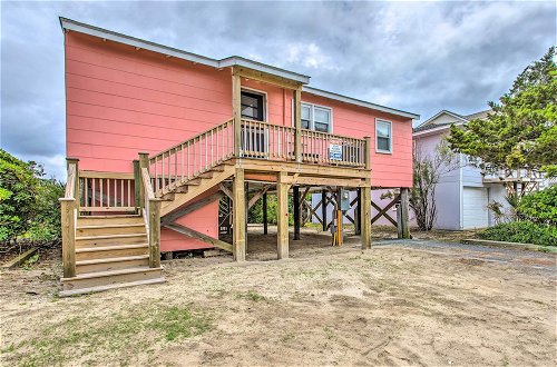 Foto 22 - Rustic Beachfront Cottage w/ Deck & Boardwalk