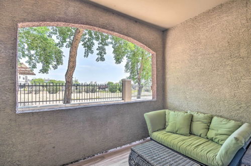 Photo 9 - 'red Rox' Phoenix Condo w/ Patio ~ 3 Mi to Airport